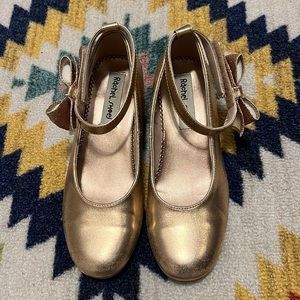 Girls rose gold dress shoes